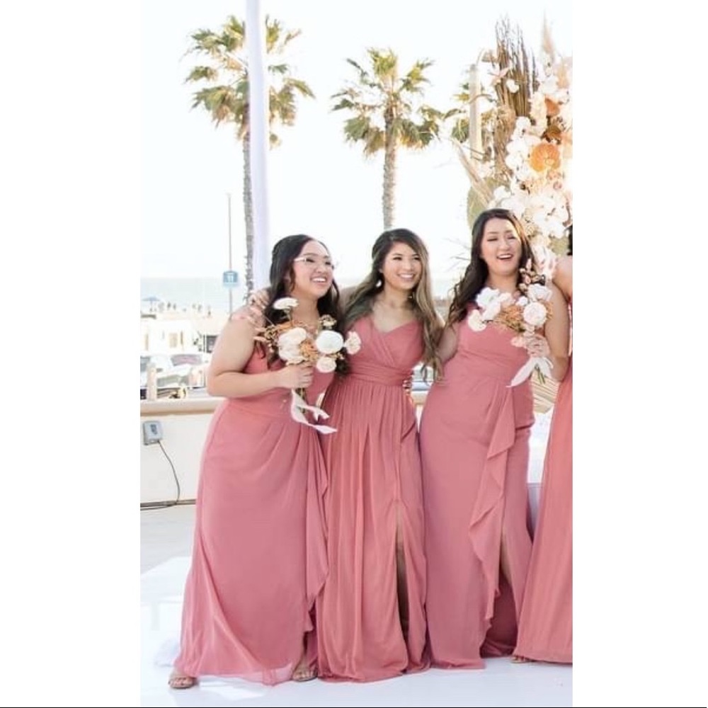 David’s Bridal Sedona Bridesmaids / Wedding Guest Dress Size 6 with slit